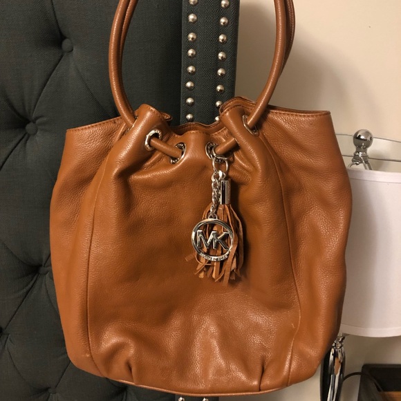 ⭐️Michael Kors Handbag - Picture 1 of 10